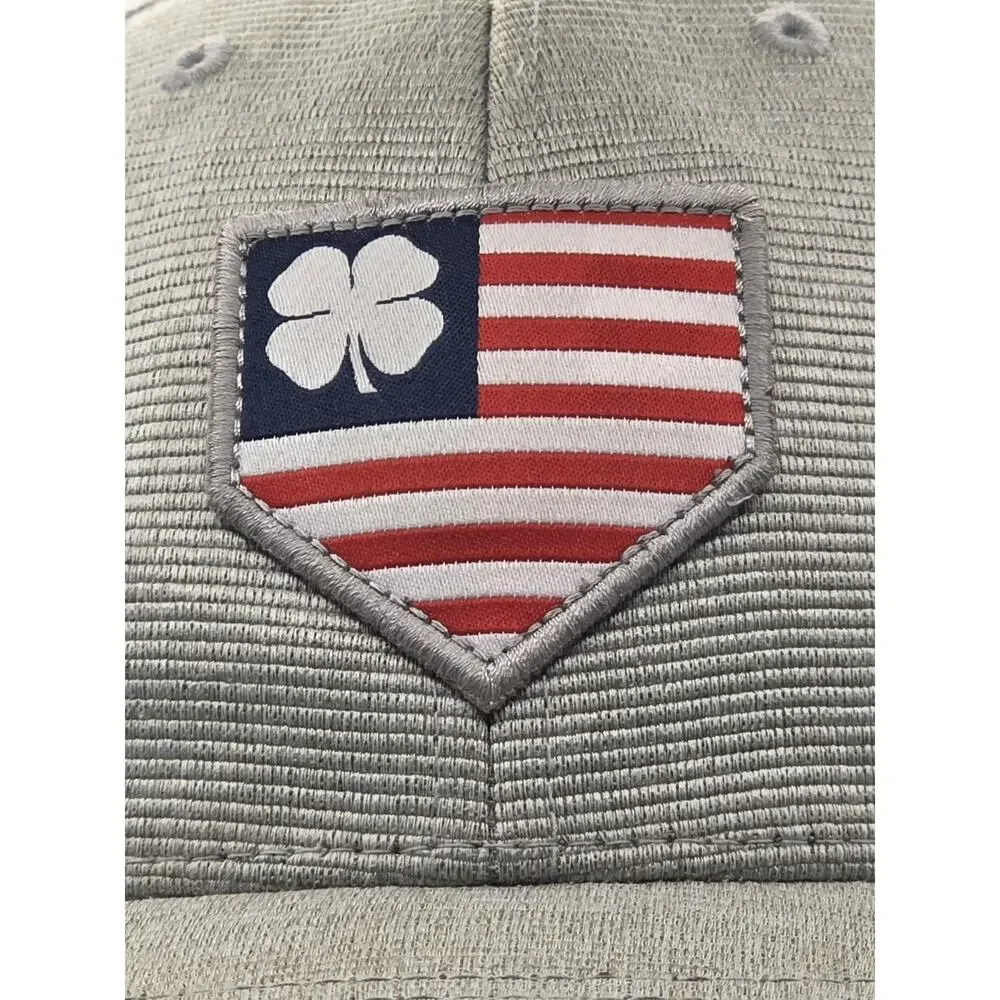 Black Clover Live Lucky FlexFit Hat Cap Red White Blue USA Logo‎ S/M Rawlings